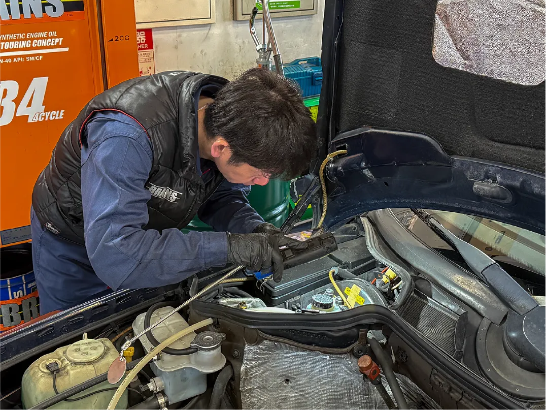 エンジンルーム点検