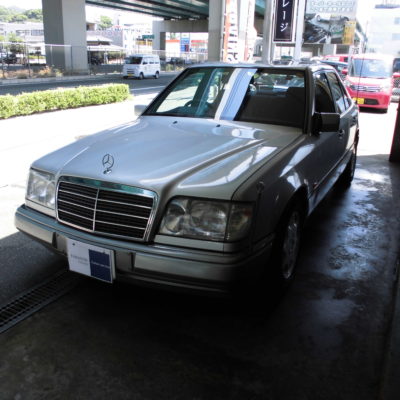 ベンツ300E（W124）　クーラント内オイル混入修理
