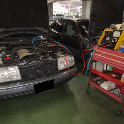 2099台目エンジン内部洗浄　メルセデスベンツE280