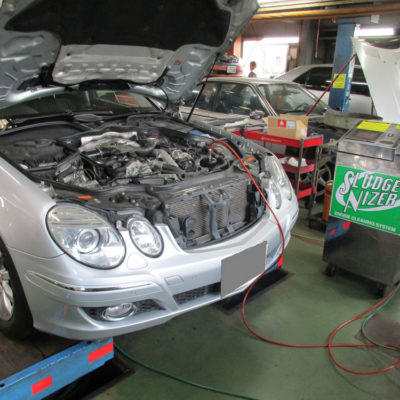 2151台目エンジン内部洗浄　メルセデスベンツE320（W211)