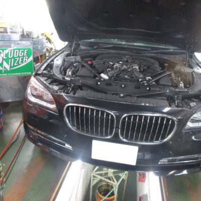 2212台目エンジン内部洗浄 BMW750i(F01) CBA-YA44