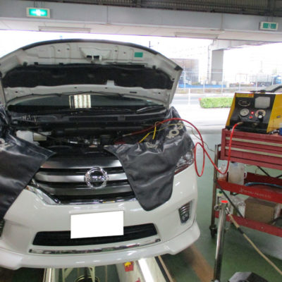 2245台目エンジン内部洗浄 日産セレナ（C26） DAA-HFC26