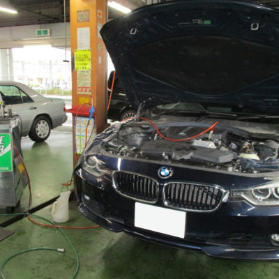 2296台目エンジン内部洗浄 BMW320i (F30) DBA-3B20