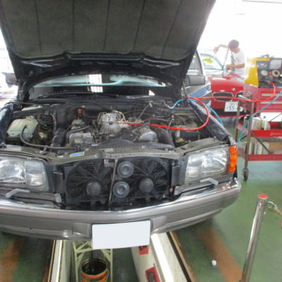 2303台目エンジン内部洗浄 メルセデス・ベンツ500SE E-126036