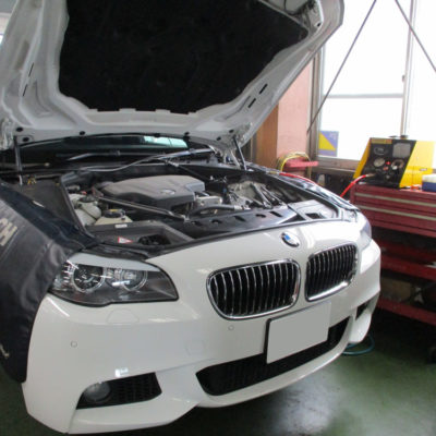 2304台目エンジン内部洗浄 BMW523i (F10) DBA-XG20
