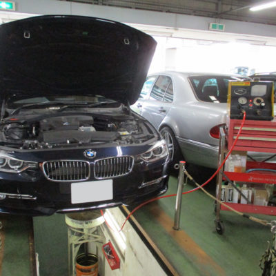 2323台目エンジン内部洗浄 BMW320i(F30) DBA-3B20